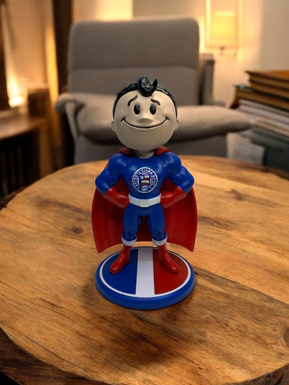 Estátua Mascote Super-Homem do Bahia
