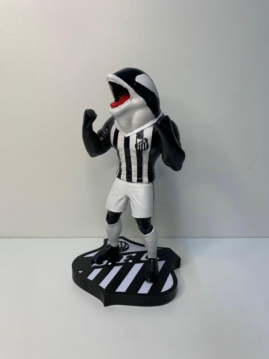 Estátua Mascote Baleião do Santos