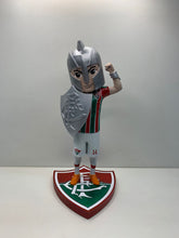 Estátua do Mascote Guerreiro + Escudo do Fluminense